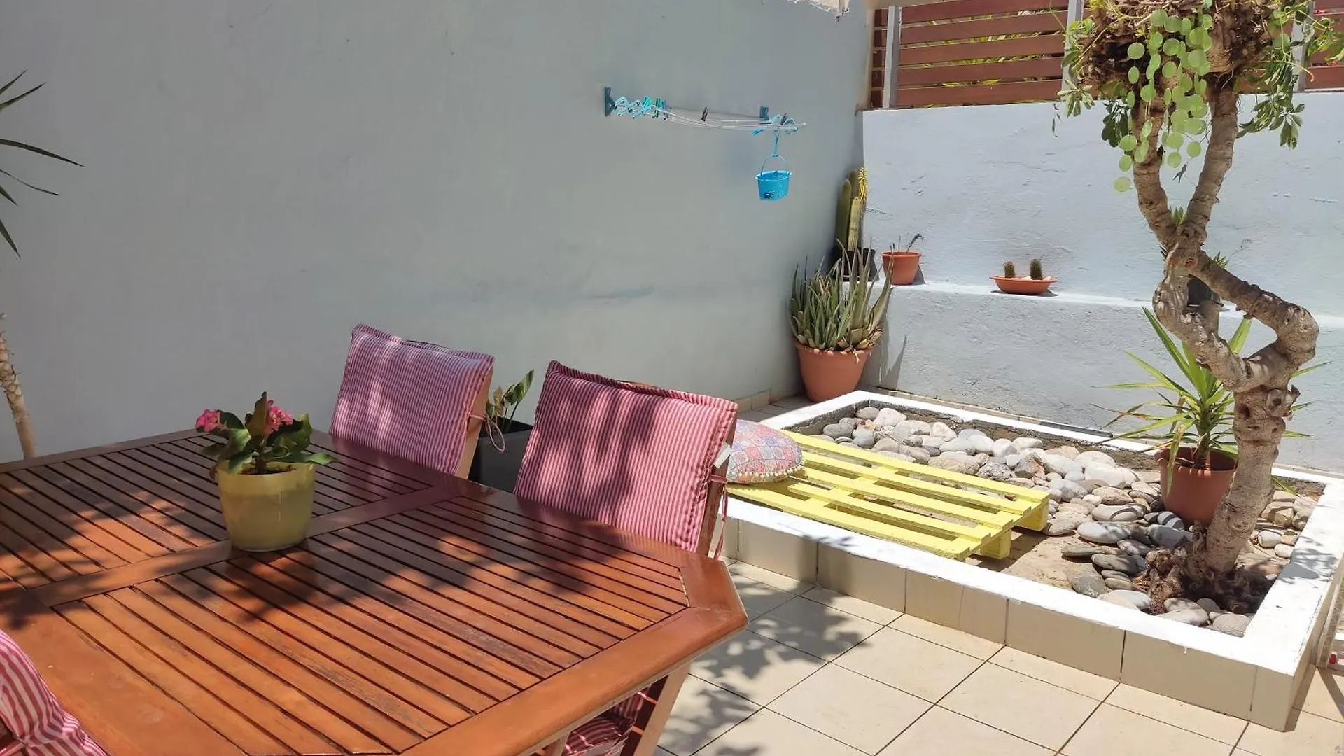 Pomegranate Apartment Heraklion